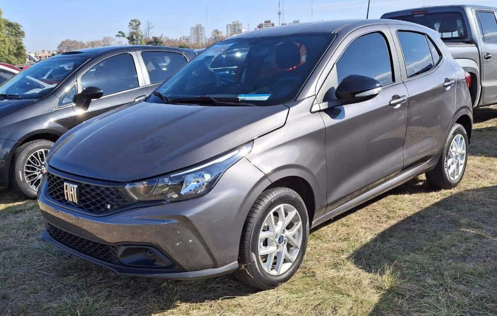 1000377831 Fiat Argo 1.3 Drive 2025